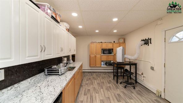 1019 College Rd, Fairbanks, AK 99701